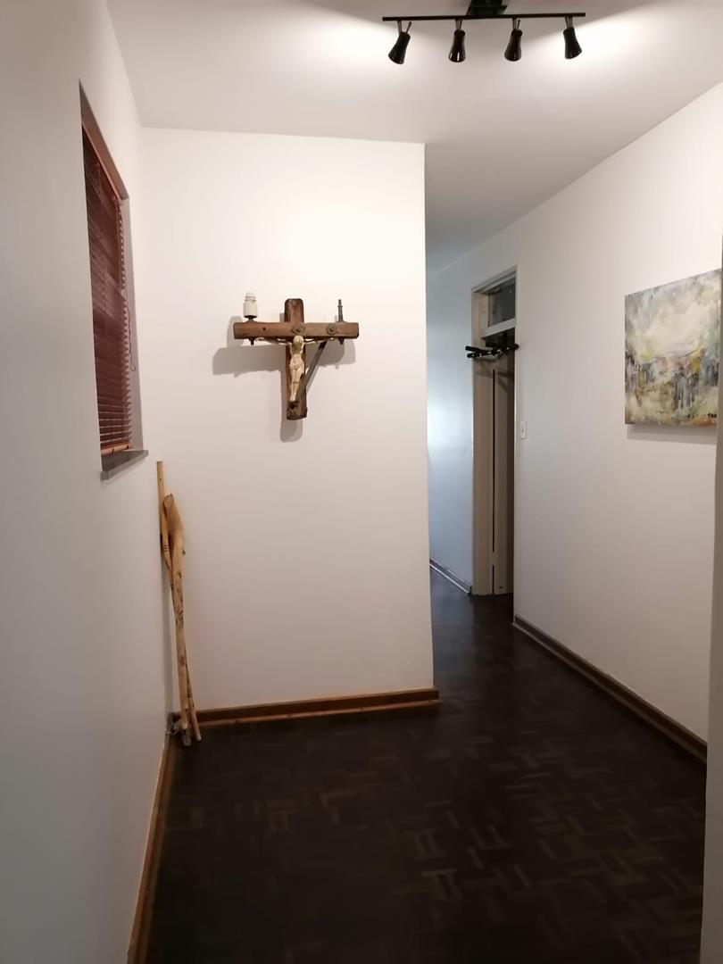 To Let 1 Bedroom Property for Rent in Humewood Eastern Cape